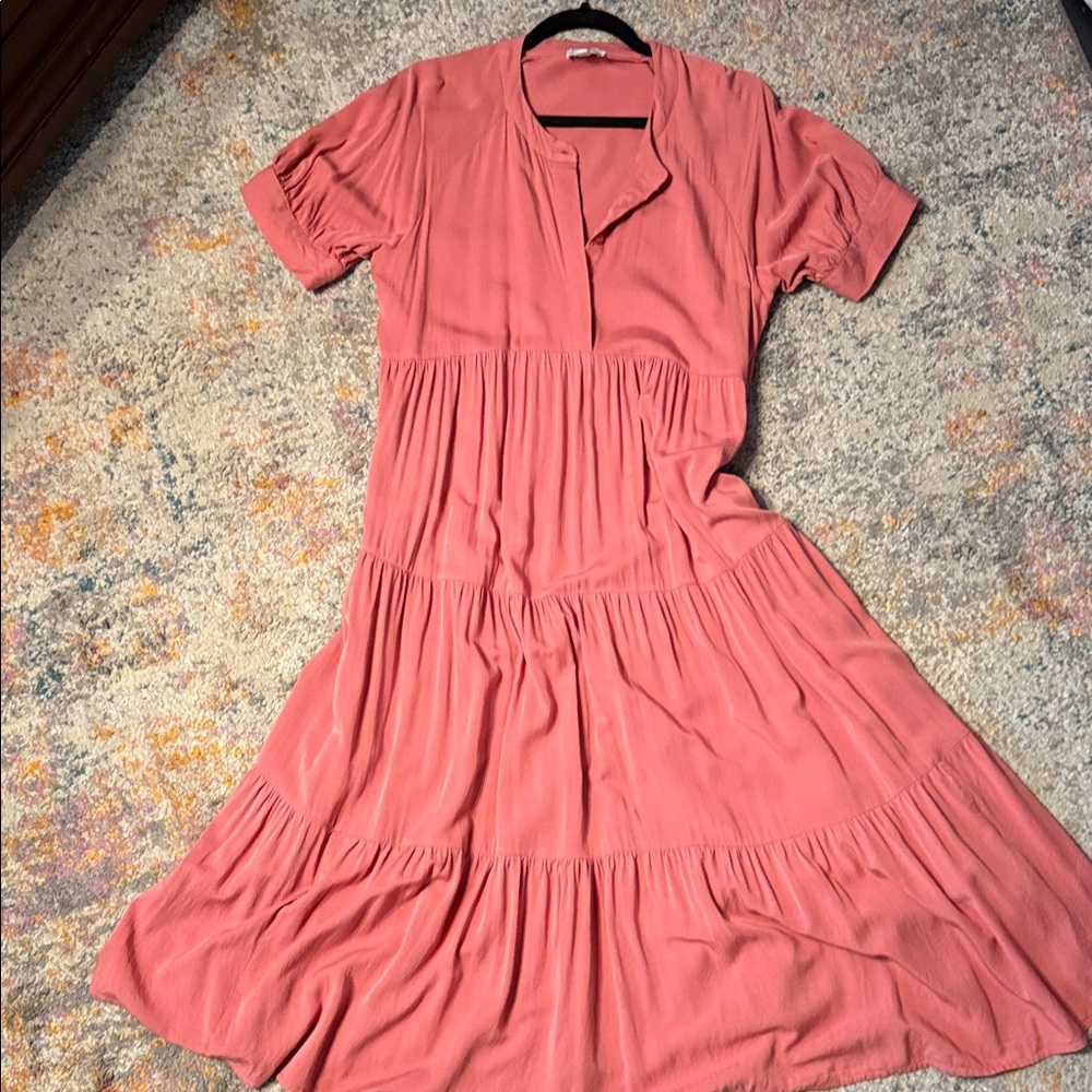 Wonderly Coral Maxi Dress - Picture 5 of 9